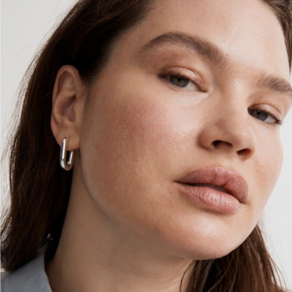 Madewell Carabiner Medium Hoop Earrings
